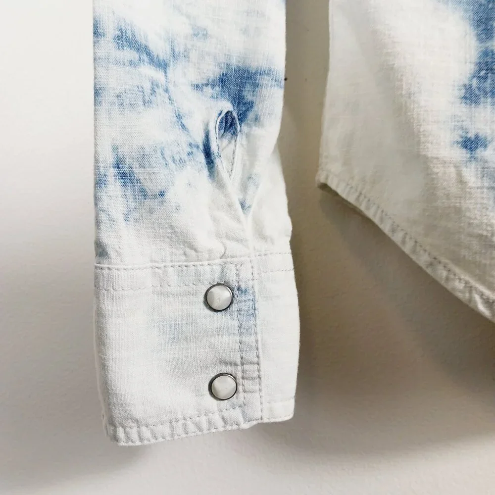 American Eagle Outfitters, Western Style, Tie Dye, Snap Front Shirt, Medium - Picture 15 of 16